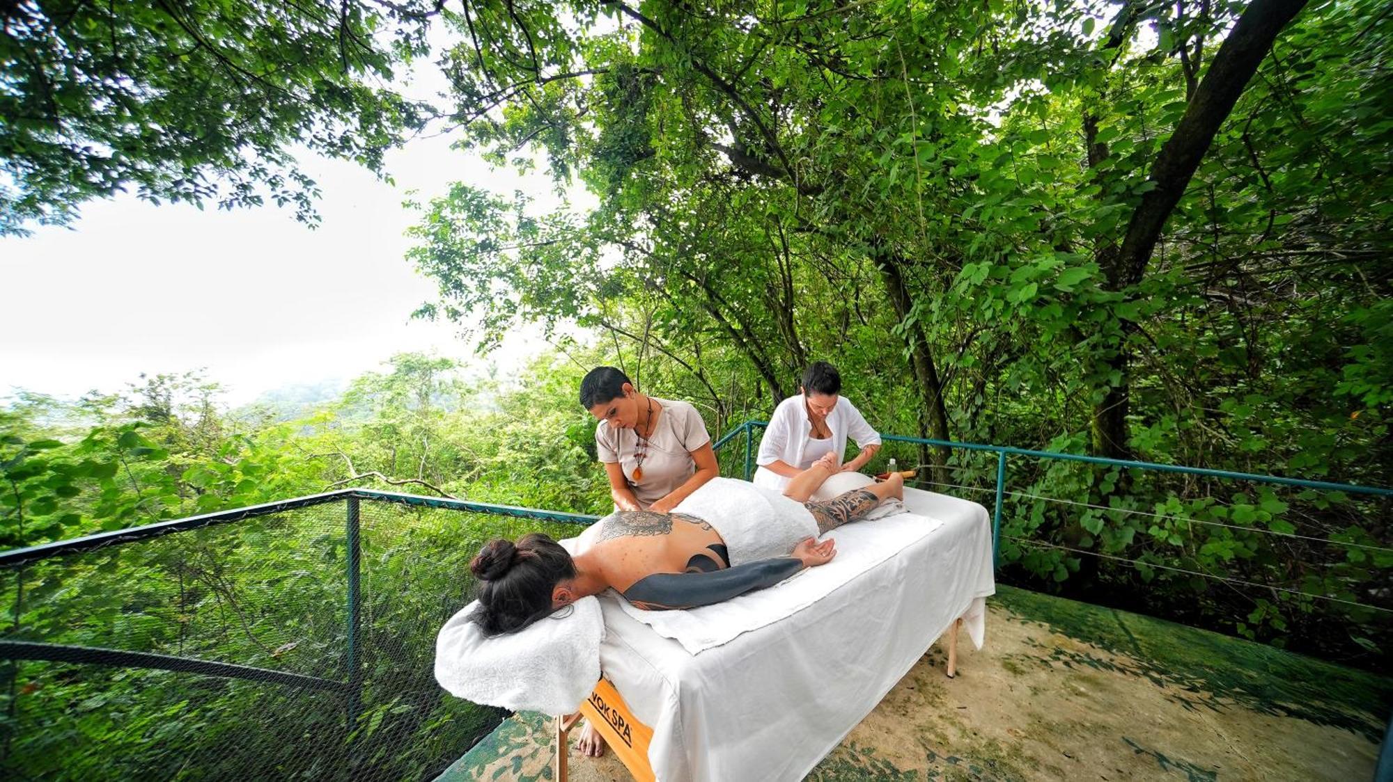 Domos Mirador Romantic Private Honeymoon Glamping Miramar 外观 照片